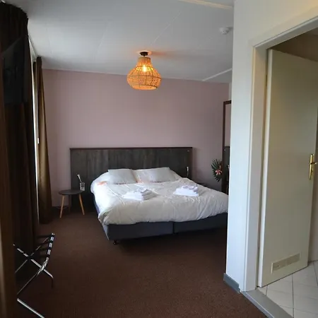 Boutique De Rozenhof فندق Heilig Landstichting