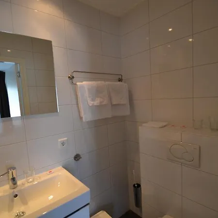 Boutique De Rozenhof 3* Heilig Landstichting