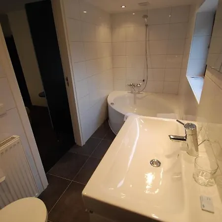 فندق Boutique De Rozenhof 3*