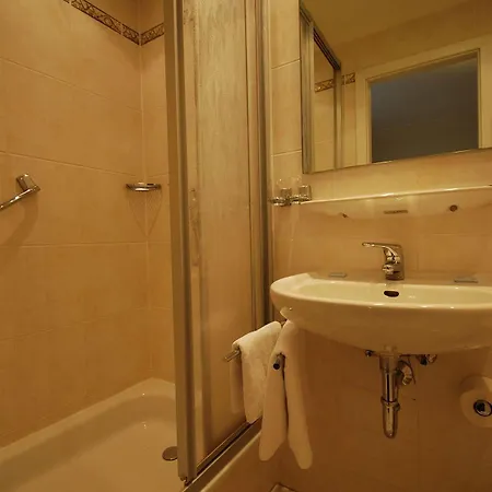 Boutique De Rozenhof 3*