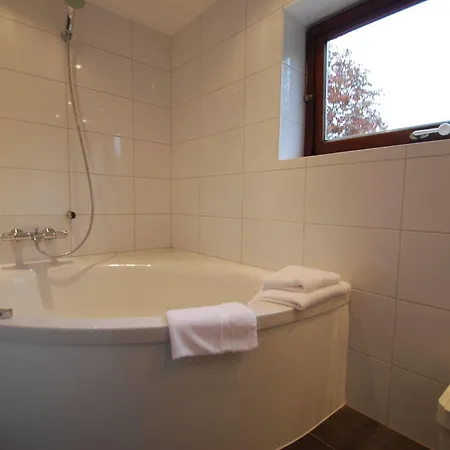 Boutique De Rozenhof 3*