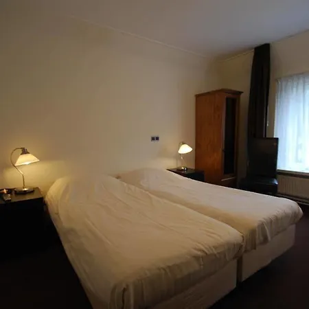 Boutique De Rozenhof فندق 3*