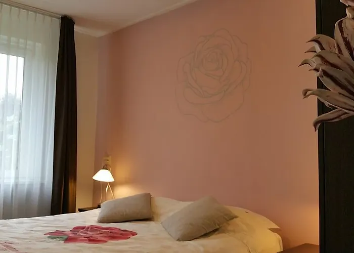 Hotel Boutique De Rozenhof 3*