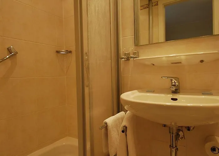 Boutique De Rozenhof 3*