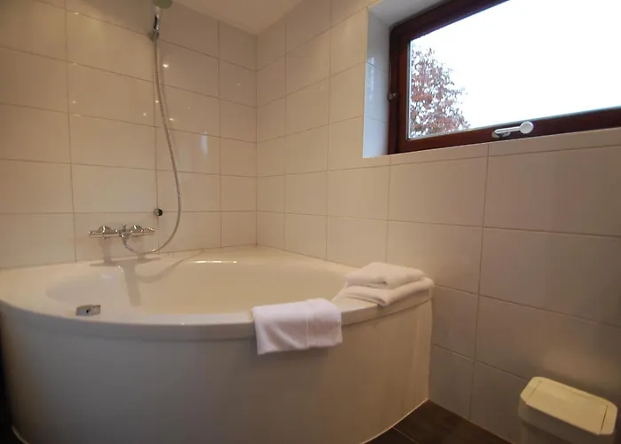 Boutique De Rozenhof 3*